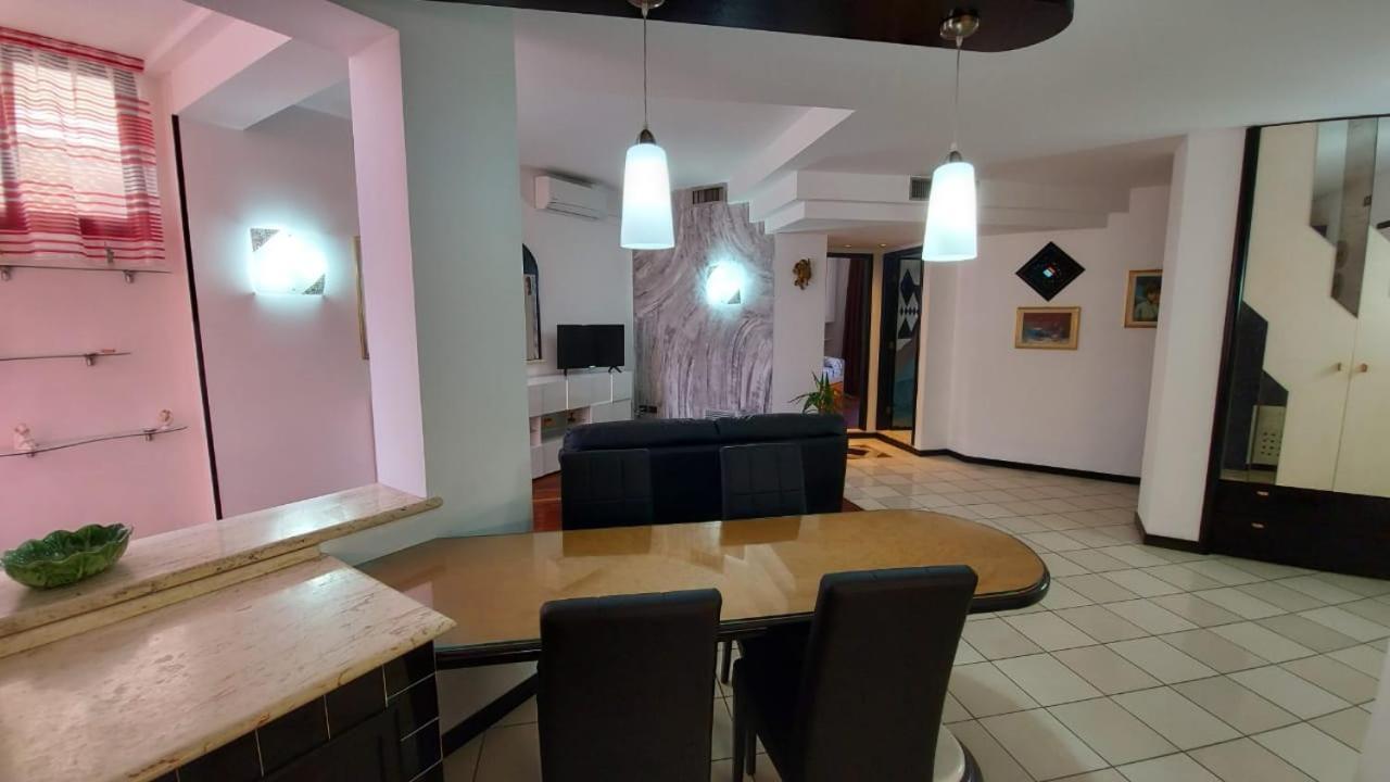 Clodia Beach One Sottomarina Exteriör bild