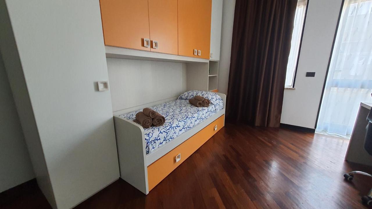 Clodia Beach One Sottomarina Exteriör bild